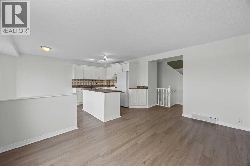 289 Hidden Spring Green NW, Calgary, Alberta  T3A 5N2 - Photo 8 - A2308708
