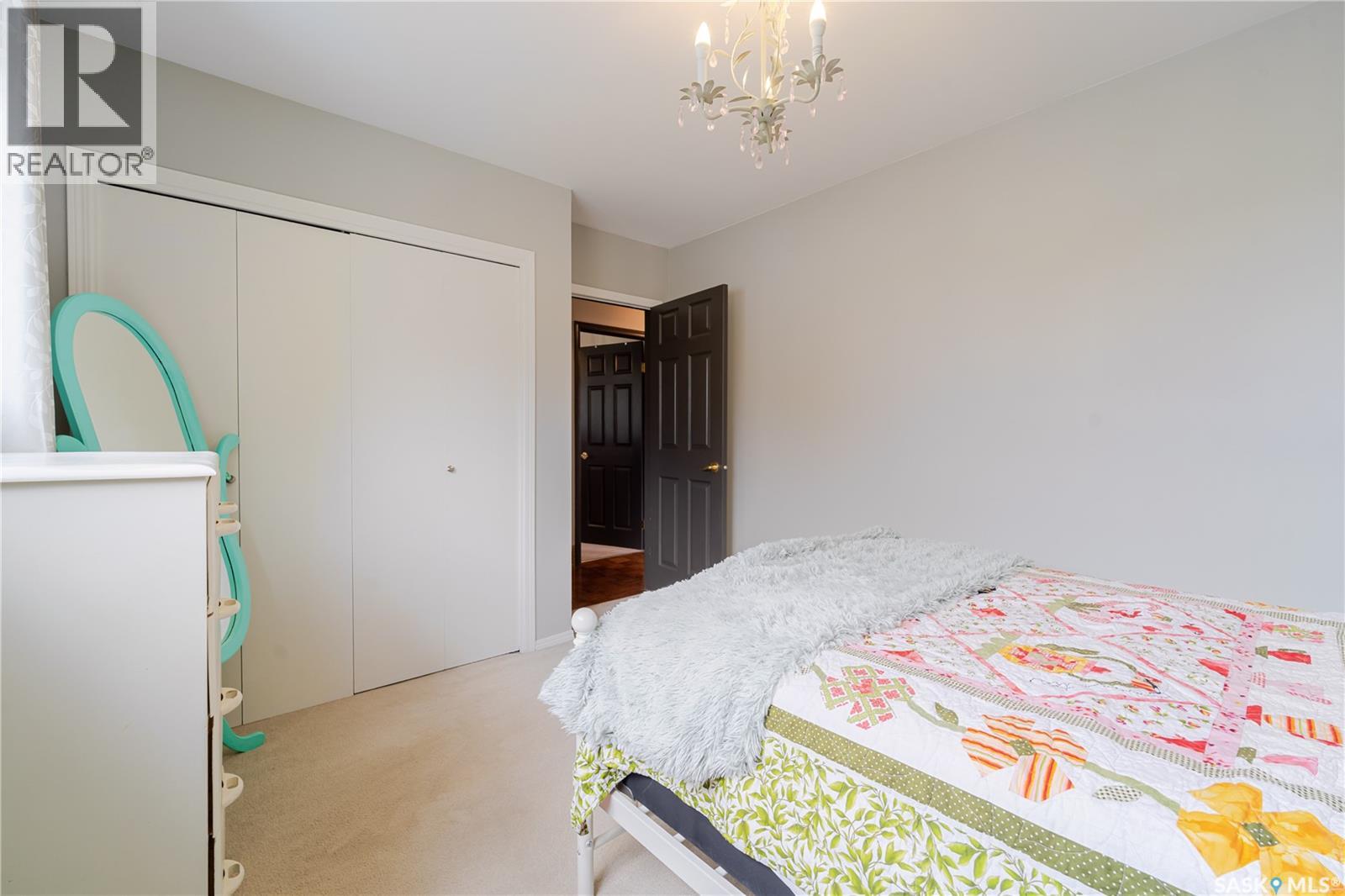 1325 King Crescent, Moose Jaw, Saskatchewan  S6H 3G3 - Photo 23 - SK036625