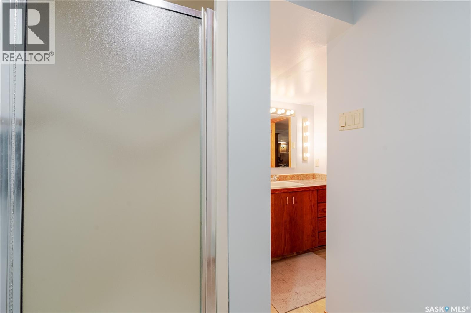 1325 King Crescent, Moose Jaw, Saskatchewan  S6H 3G3 - Photo 44 - SK036625