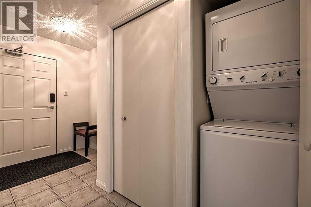 211, 790 Kingsmere Crescent SW, Calgary, Alberta  T2V 2G9 - Photo 12 - A2313169