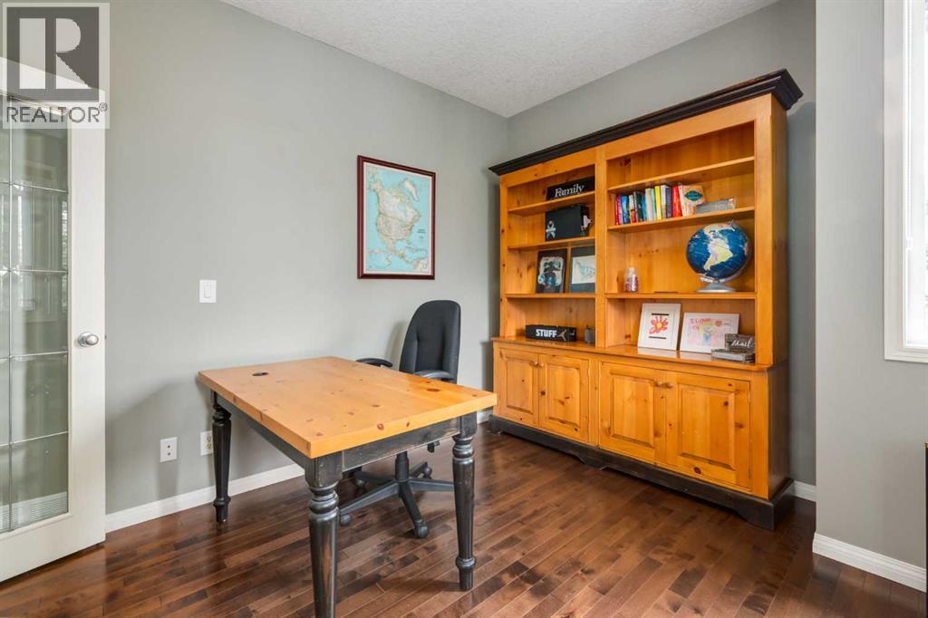 569 Chaparral Drive SE, Calgary, Alberta  T2X 3W8 - Photo 18 - A2313504