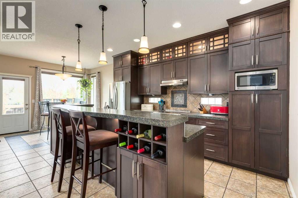 569 Chaparral Drive SE, Calgary, Alberta  T2X 3W8 - Photo 4 - A2313504