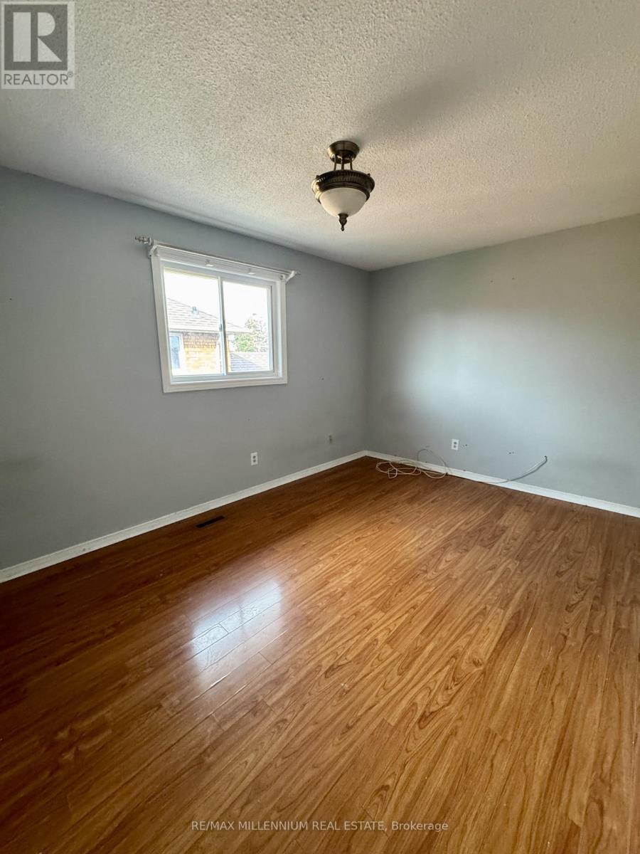 36 Diane Court, Brampton, Ontario  L6Y 3E2 - Photo 19 - W13093436