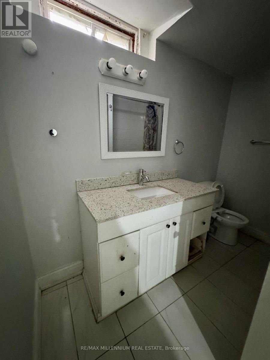 36 Diane Court, Brampton, Ontario  L6Y 3E2 - Photo 23 - W13093436