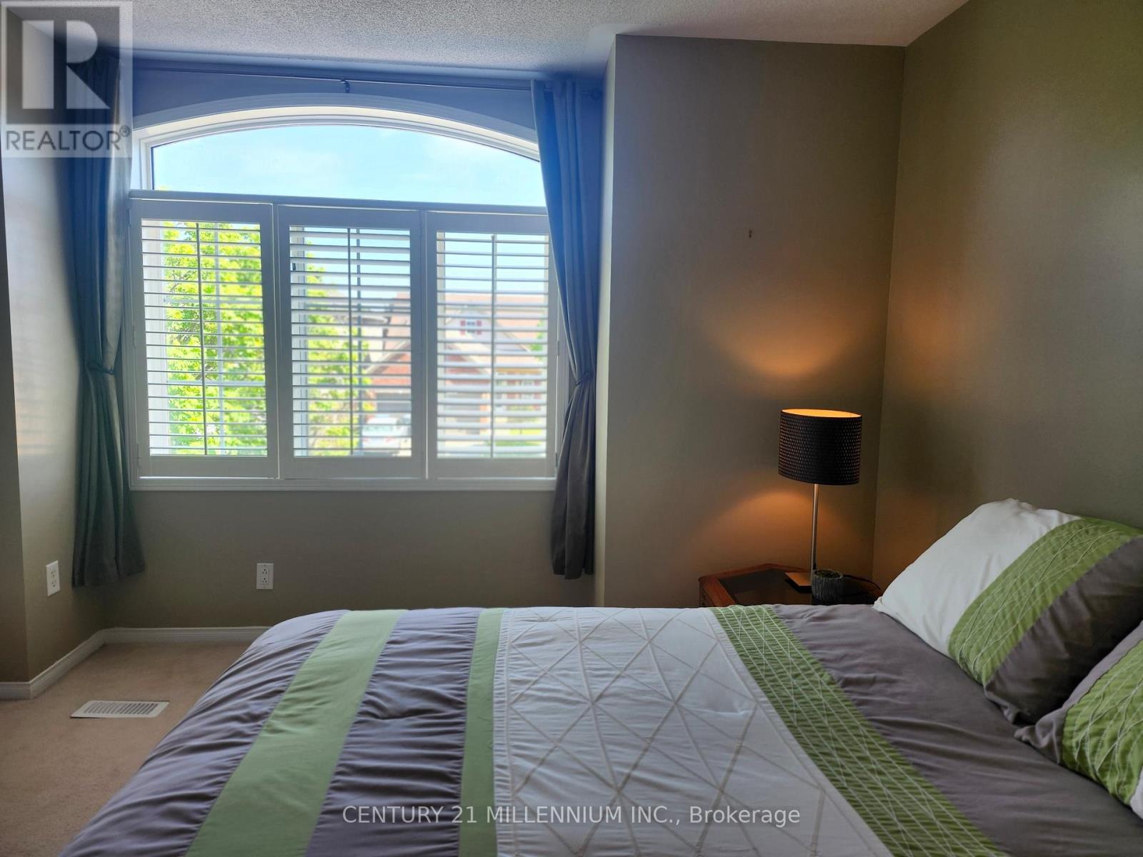 6 Collingwood Avenue, Brampton, Ontario  L7A 2E5 - Photo 37 - W13156496