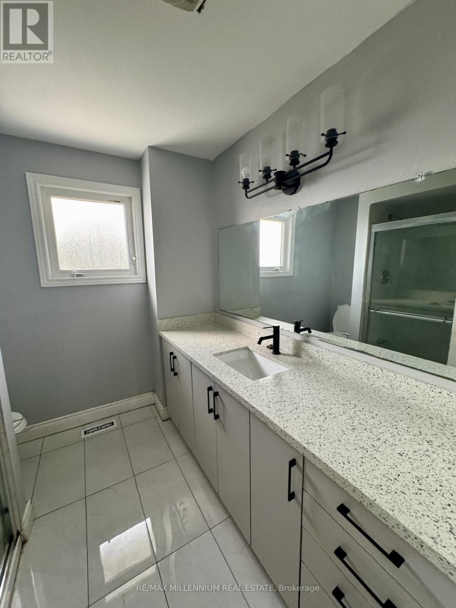 36 Diane Court, Brampton, Ontario  L6Y 3E2 - Photo 16 - W13093436