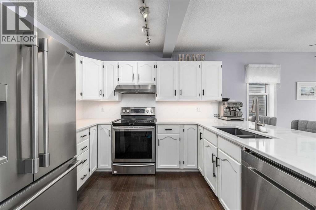 381 Hidden Valley Manor NW, Calgary, Alberta  T3A 5V5 - Photo 11 - A2313010