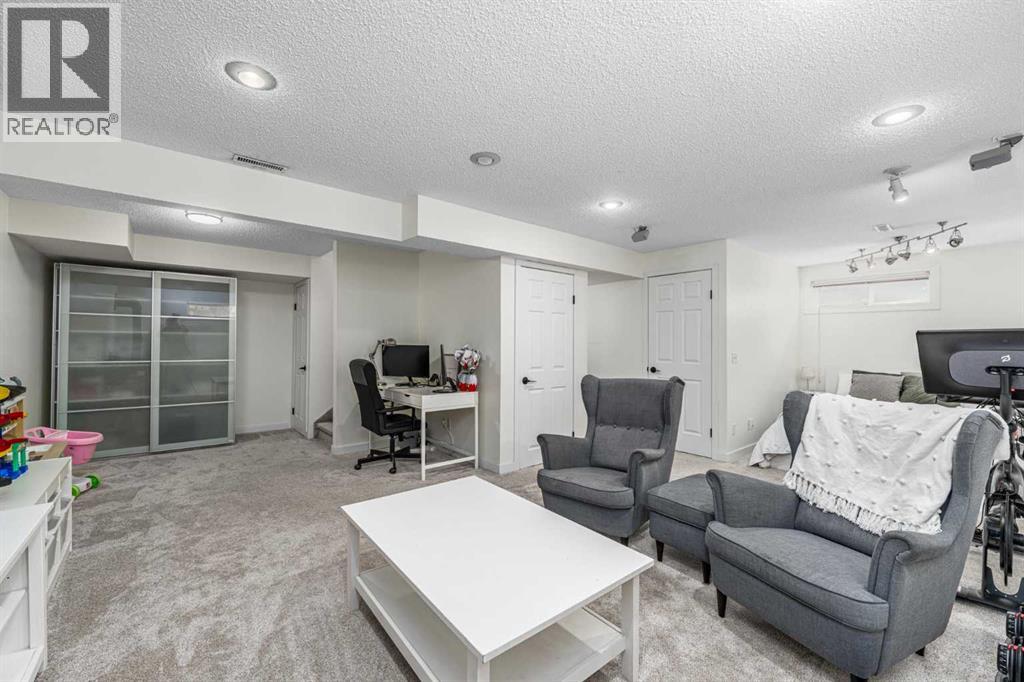 381 Hidden Valley Manor NW, Calgary, Alberta  T3A 5V5 - Photo 25 - A2313010