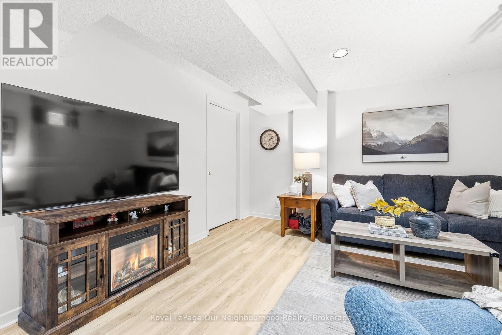 96 Chatfield Drive, Ajax, Ontario  L1T 2J8 - Photo 22 - E13158702
