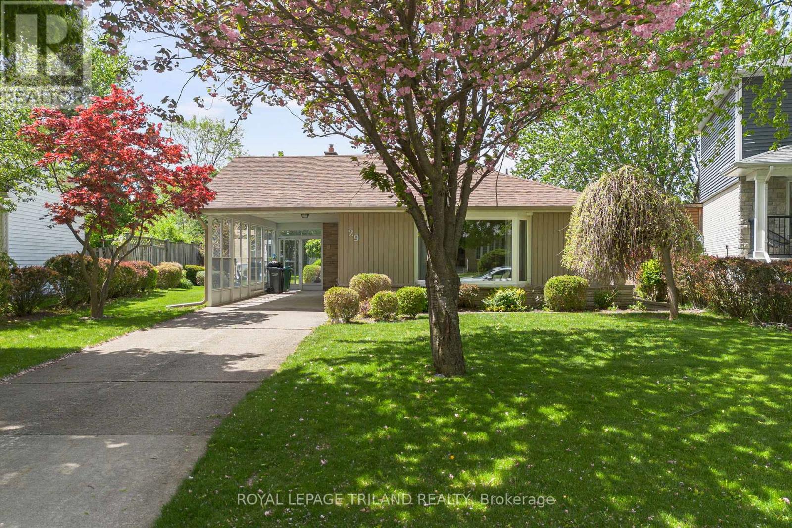 29 LADORE DRIVE, Brampton, Ontario