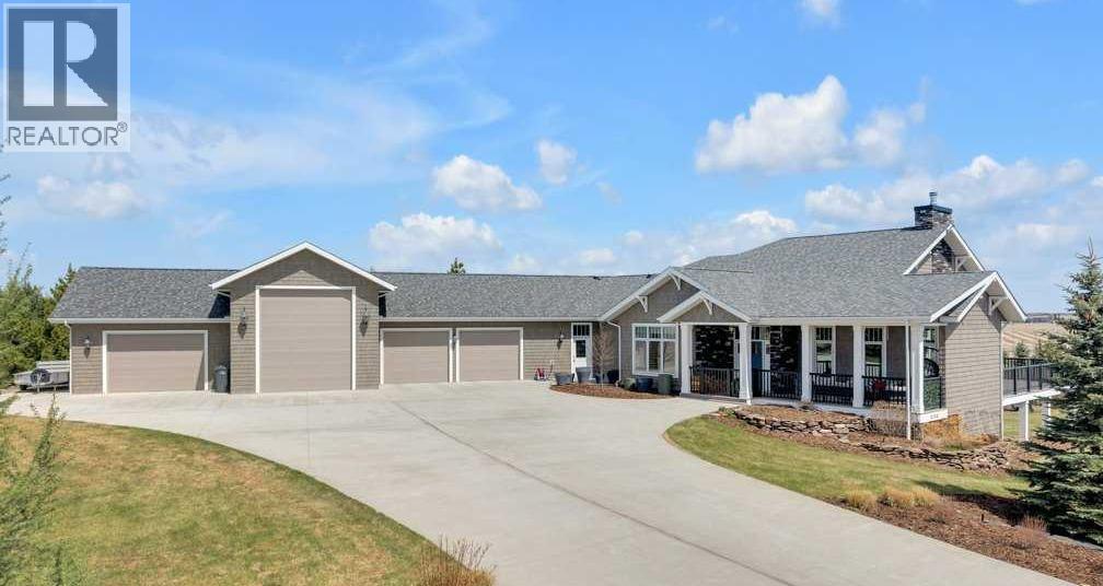 5304 Westview Drive, Rimbey, Alberta  T0L 2J0 - Photo 2 - A2312909
