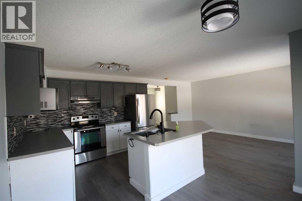 309 Bridleridge Way SW, Calgary, Alberta  T2Y 4M5 - Photo 11 - A2303250