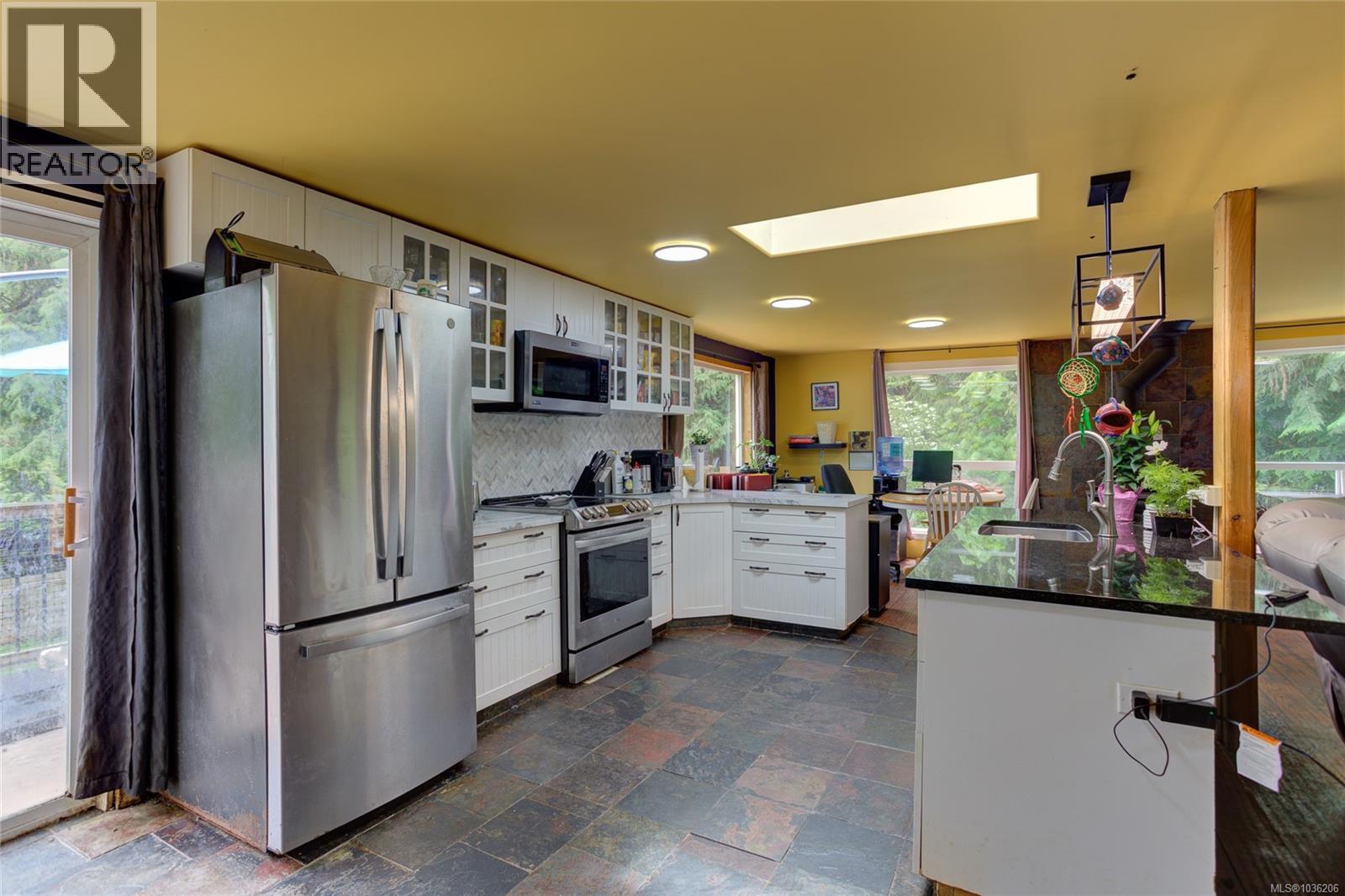 4547 Cowichan Lake Rd, Duncan, British Columbia  V9L 5J4 - Photo 10 - 1036206