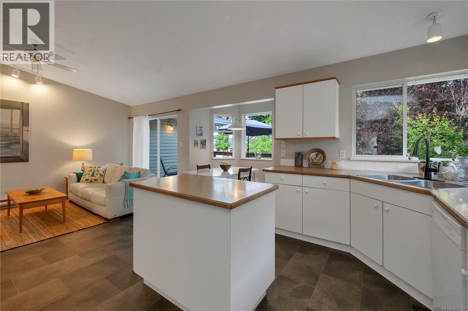 2635 Seymour Pl, Campbell River, British Columbia  V9H 1S3 - Photo 13 - 1034167