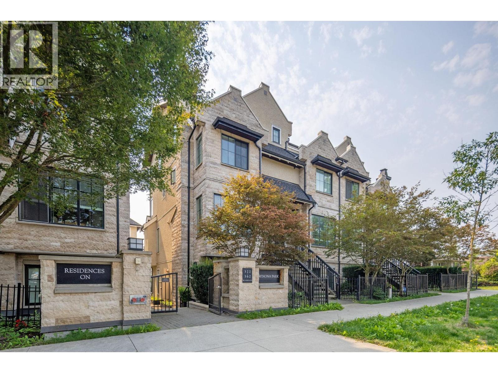 352 W 62nd Avenue, Vancouver, British Columbia  V5X 2E3 - Photo 2 - R3116882