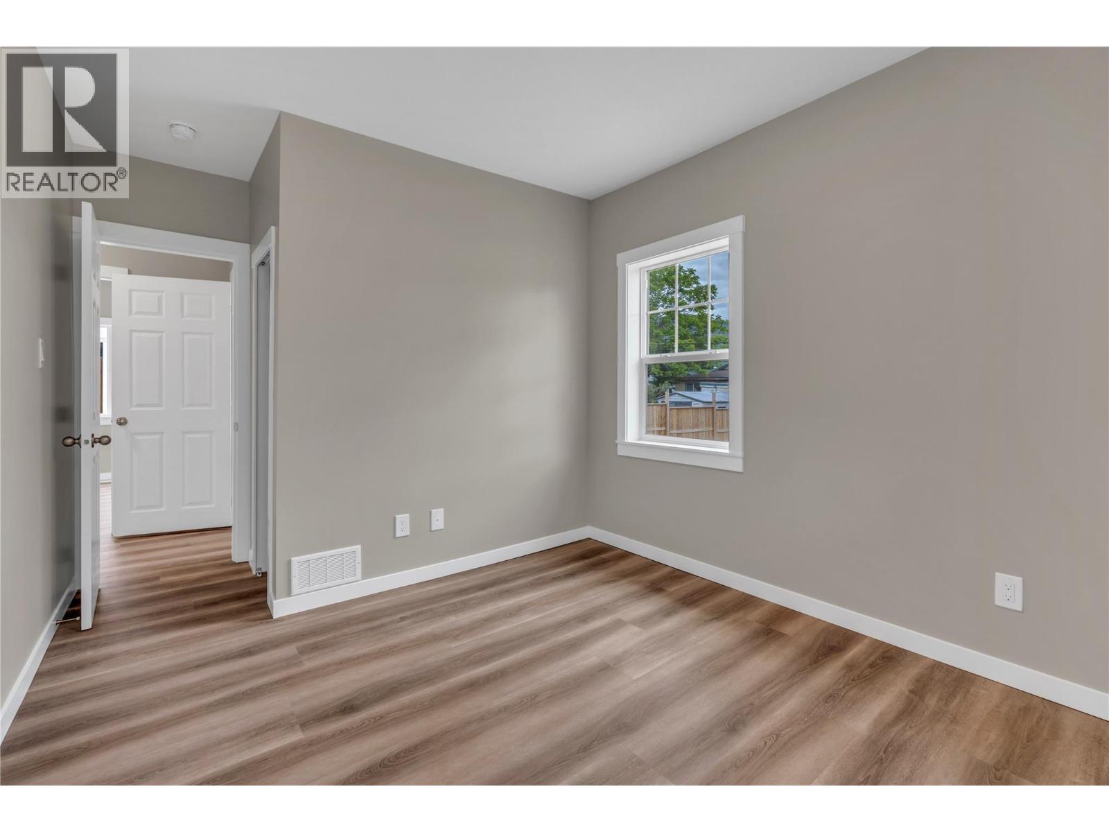 460 Penticton Avenue, Penticton, British Columbia V2A 2M6 - Photo 17 - 10386389