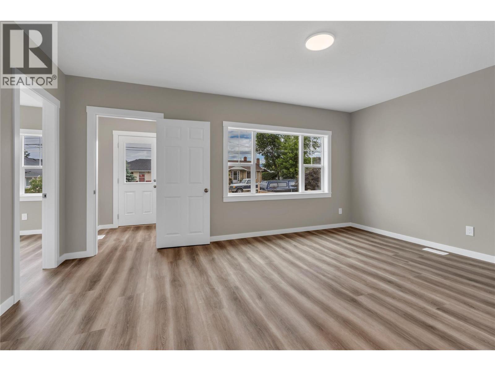 460 Penticton Avenue, Penticton, British Columbia