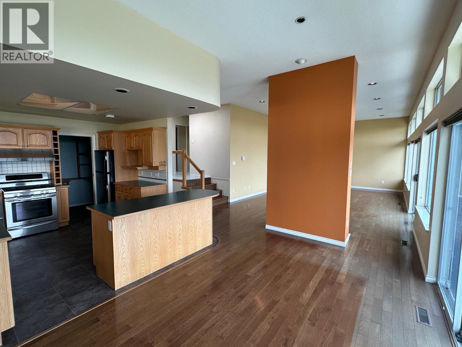 924 London Place, New Westminster, British Columbia  V3M 4Z6 - Photo 13 - R3118246