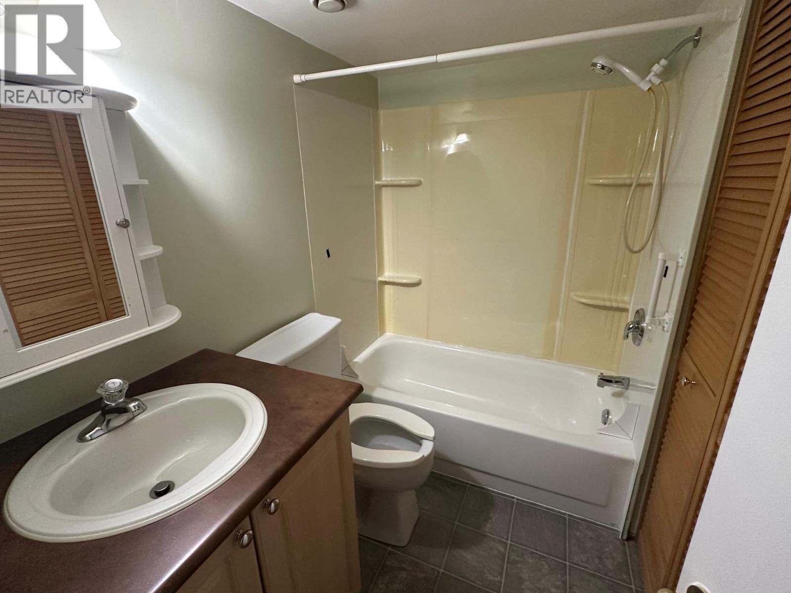 924 London Place, New Westminster, British Columbia  V3M 4Z6 - Photo 23 - R3118246