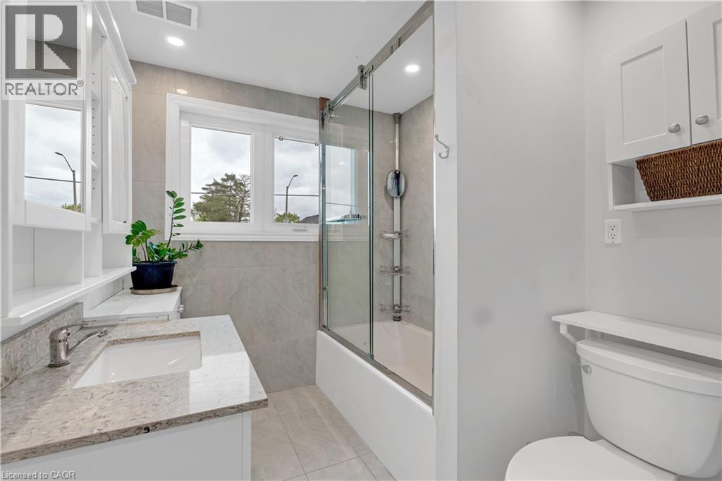 3460 Cawthra Road, Mississauga, Ontario  L5A 2X7 - Photo 12 - 40832122
