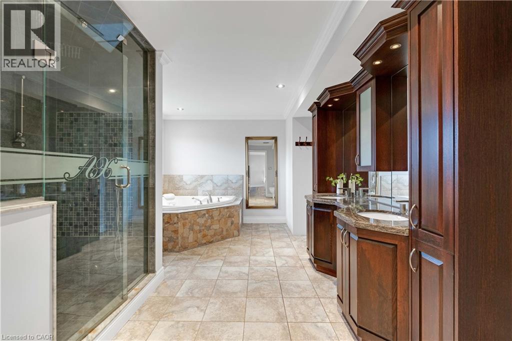 3460 Cawthra Road, Mississauga, Ontario  L5A 2X7 - Photo 37 - 40832122