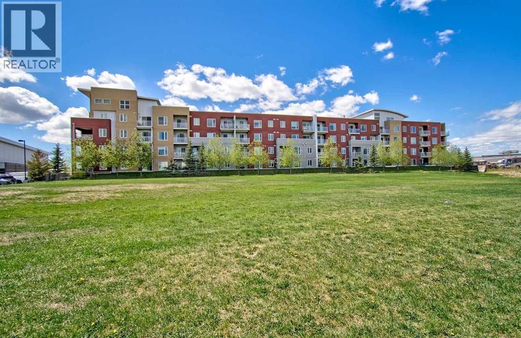 2222, 604 East Lake Boulevard NE, Airdrie, Alberta