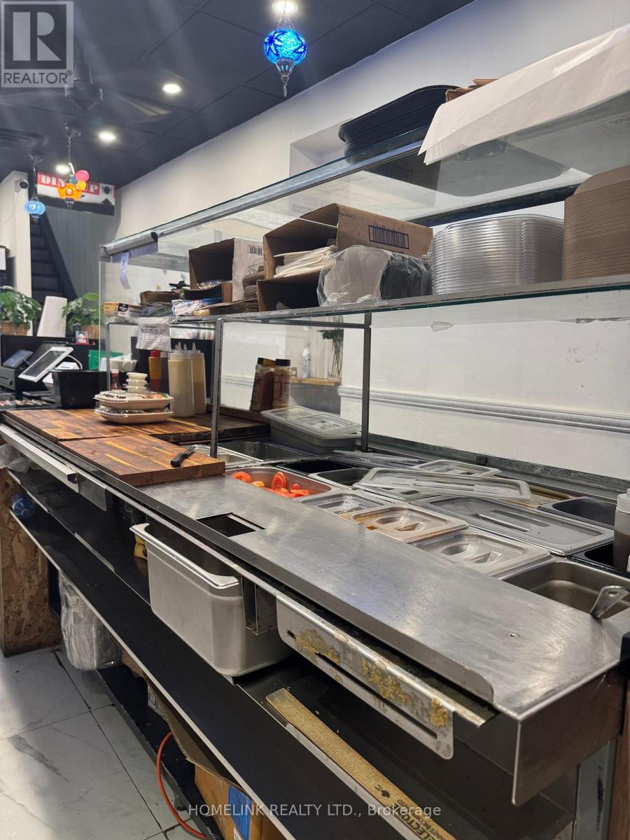 656 Spadina Avenue, Toronto, Ontario  M5S 2H7 - Photo 12 - C13158638