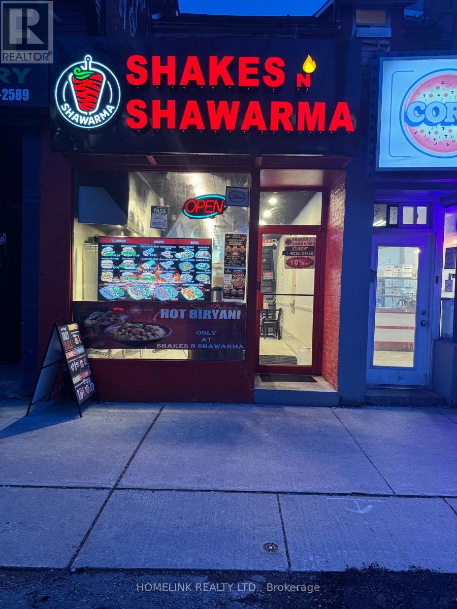 656 Spadina Avenue, Toronto, Ontario  M5S 2H7 - Photo 3 - C13158638