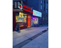 656 SPADINA AVENUE, Toronto, Ontario
