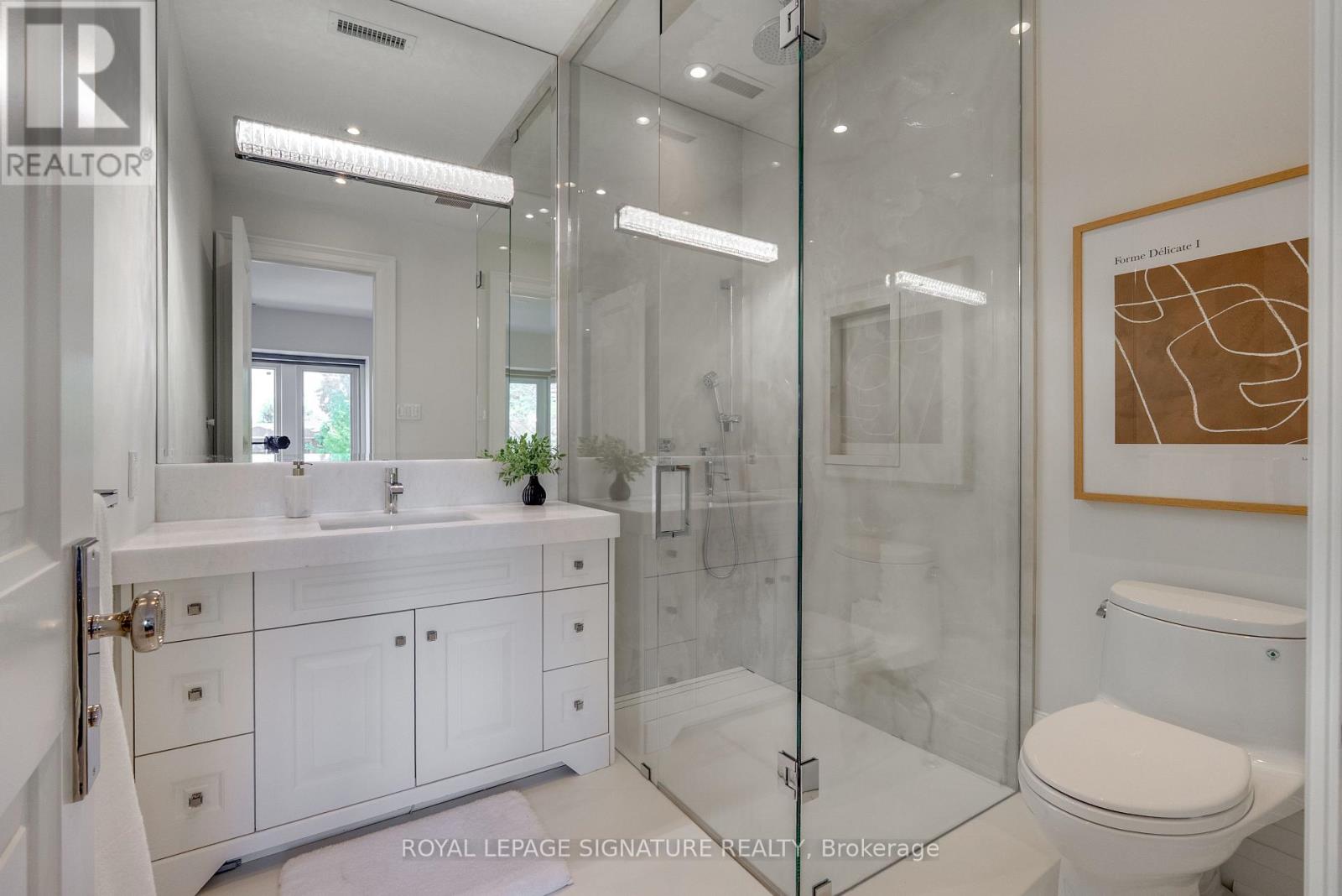 27 Teddington Park Avenue, Toronto, Ontario  M4N 2C4 - Photo 25 - C13158740