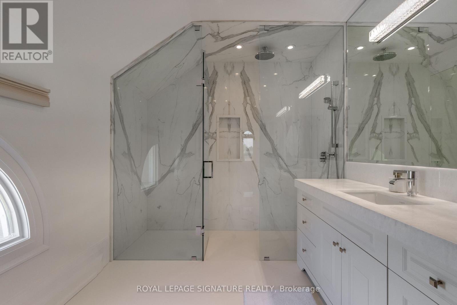 27 Teddington Park Avenue, Toronto, Ontario  M4N 2C4 - Photo 30 - C13158740