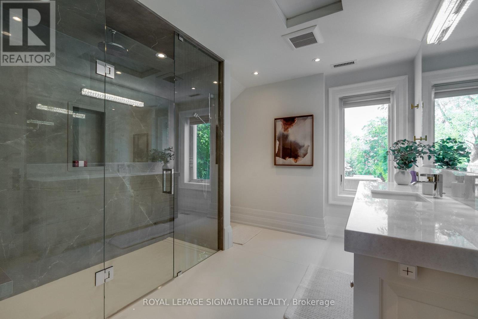 27 Teddington Park Avenue, Toronto, Ontario  M4N 2C4 - Photo 33 - C13158740