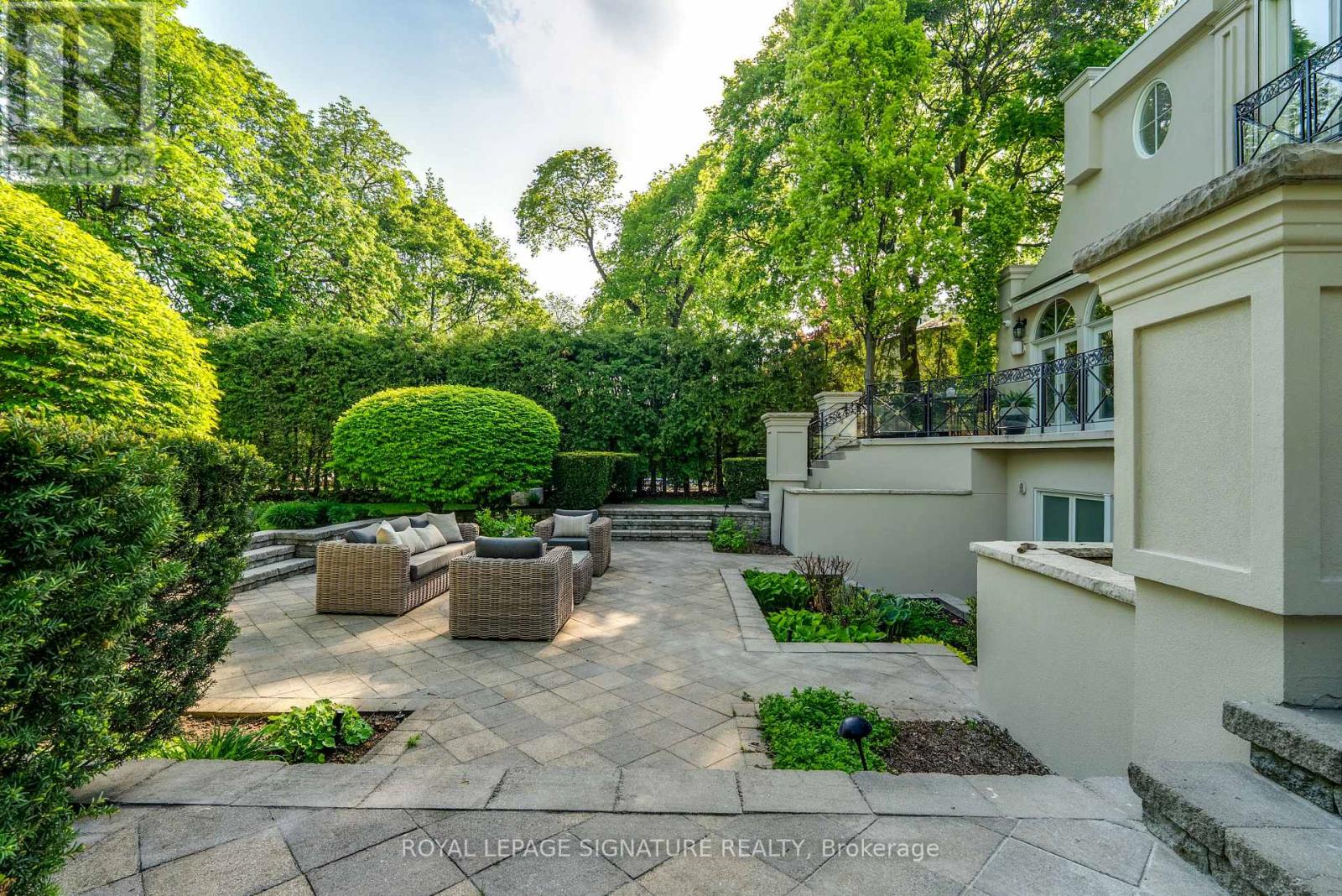 27 Teddington Park Avenue, Toronto, Ontario  M4N 2C4 - Photo 45 - C13158740