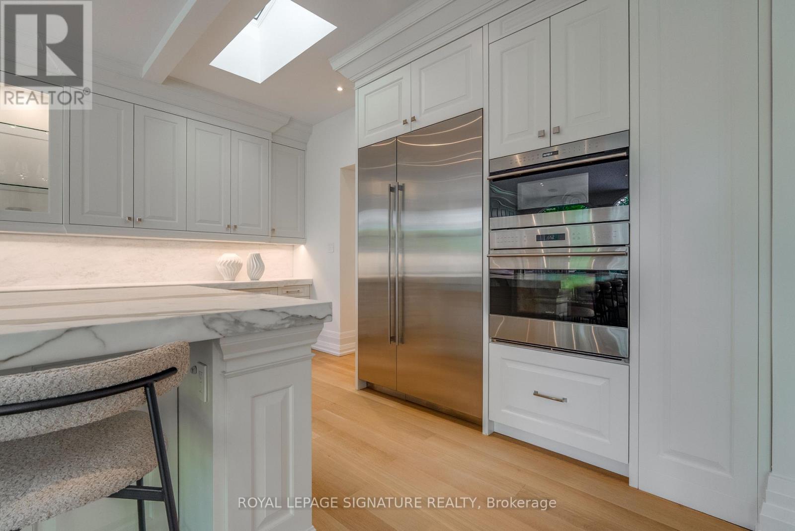 27 Teddington Park Avenue, Toronto, Ontario  M4N 2C4 - Photo 9 - C13158740