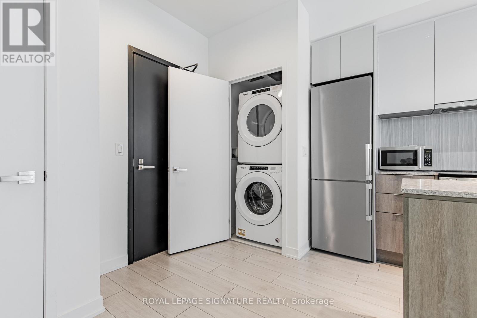 1208 - 31 Tippett Road, Toronto, Ontario  M3H 0C8 - Photo 23 - C13158796