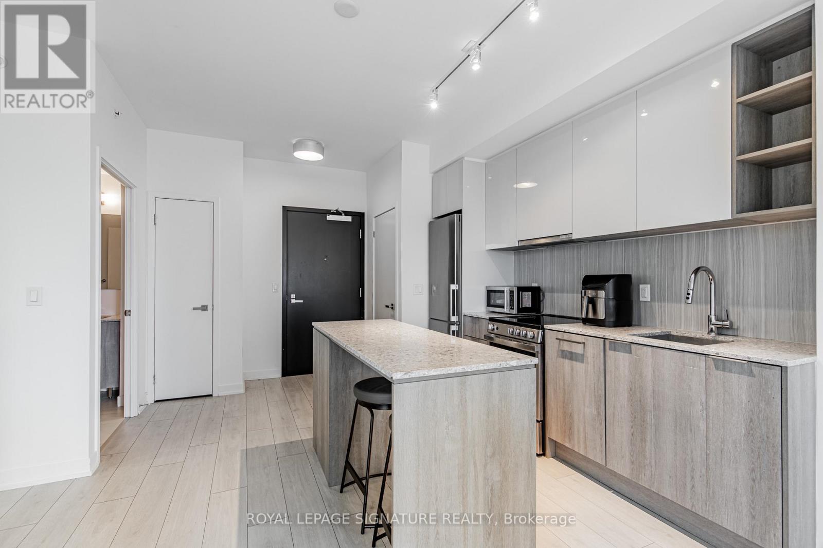 1208 - 31 Tippett Road, Toronto, Ontario  M3H 0C8 - Photo 9 - C13158796