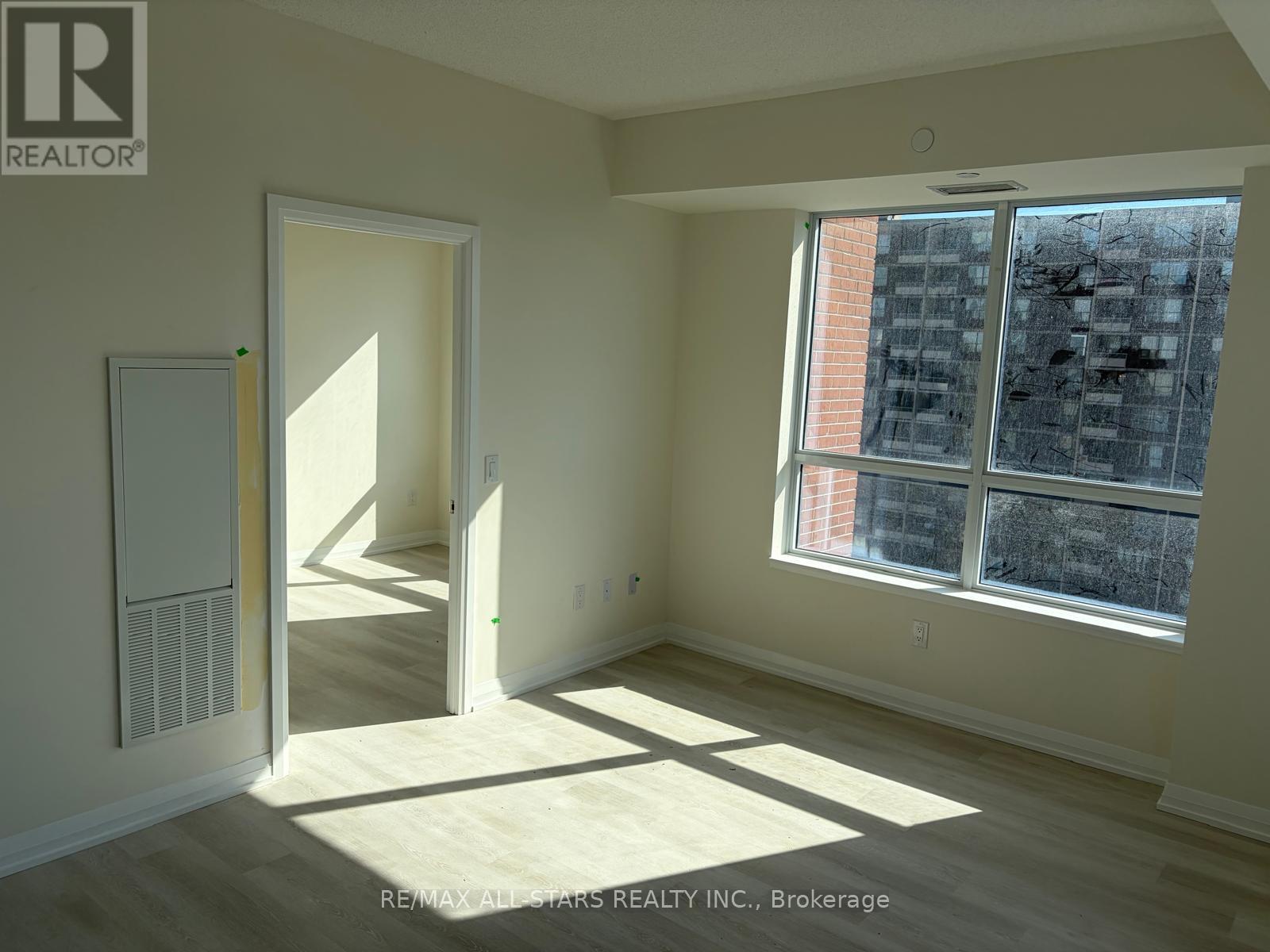 1124 - 3270 Sheppard Avenue E, Toronto, Ontario  M1T 3K3 - Photo 12 - E13158668