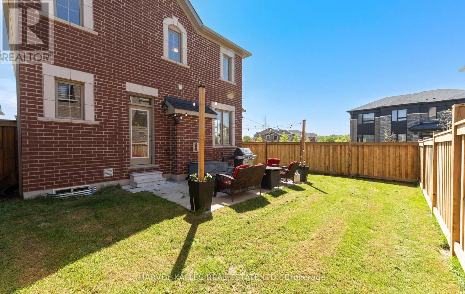 1520 Scarlett Trail, Pickering, Ontario  L1X 0N9 - Photo 35 - E13158708