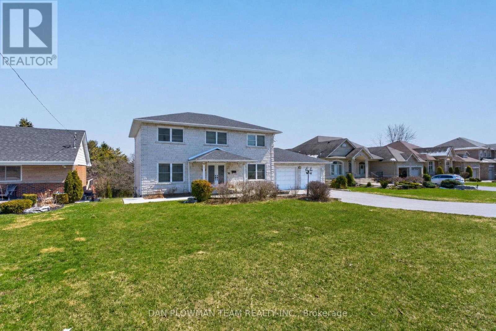 357 Powell Road, Whitby, Ontario L1N 2H5 - Photo 2 - E13158802