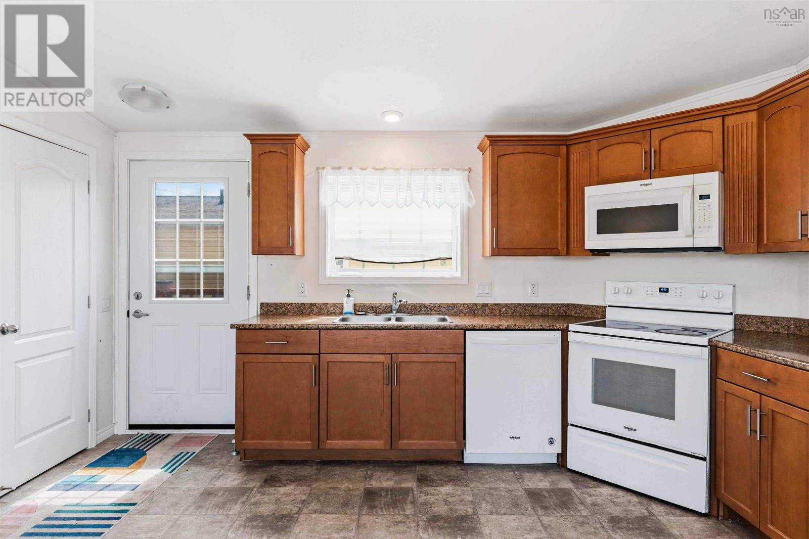 63 Douglas Avenue, Berwick, Nova Scotia  B0P 1E0 - Photo 10 - 202611728