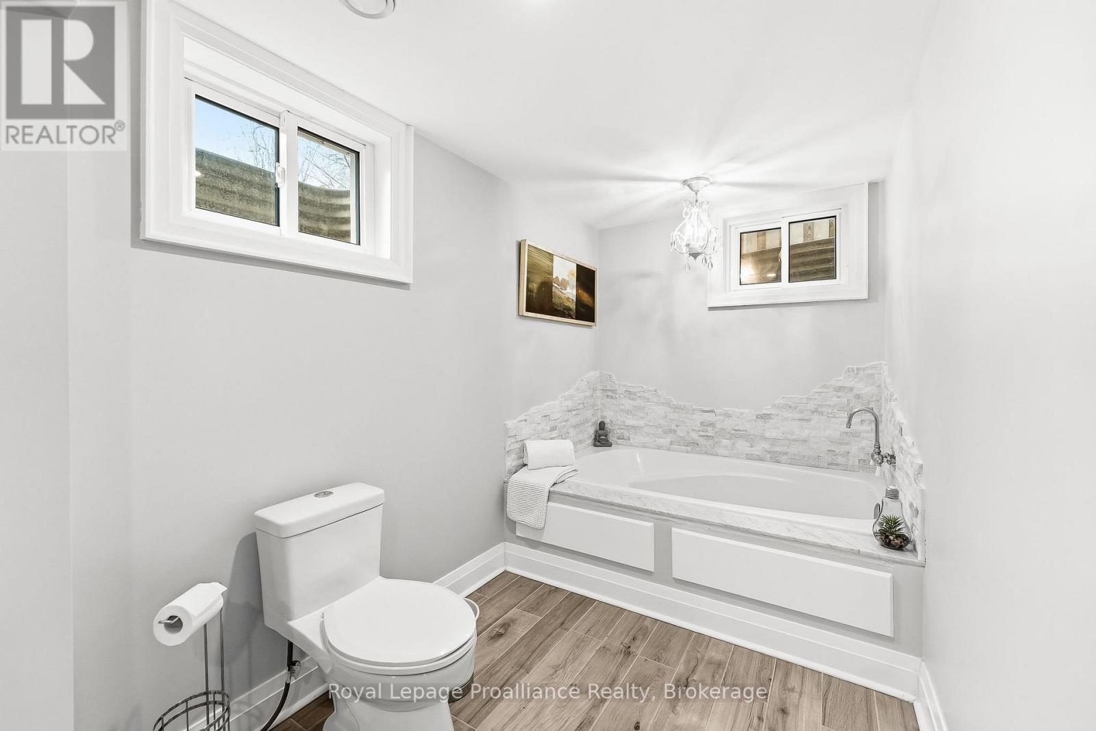 35 Hamilton Avenue, Cobourg, Ontario  K9A 1V7 - Photo 40 - X13157658