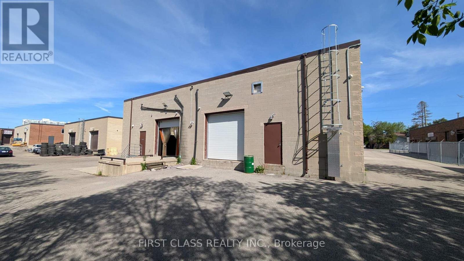 87 & 89 Glen Cameron Road, Markham, Ontario  L3T 1N8 - Photo 3 - N13158682