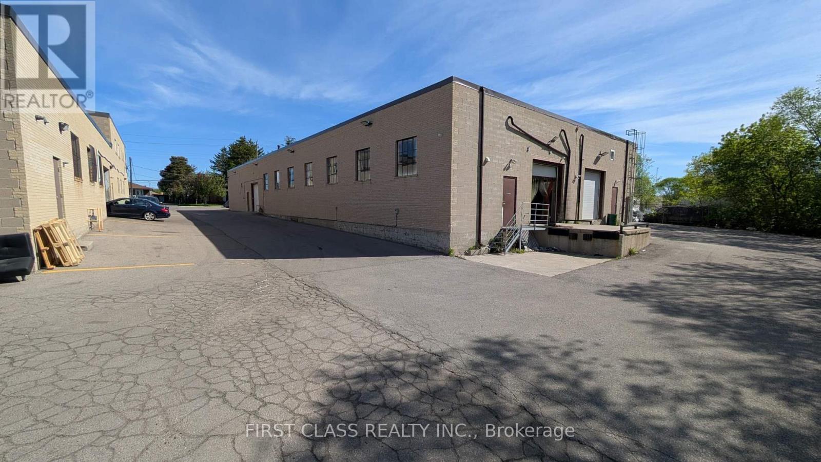 87 & 89 Glen Cameron Road, Markham, Ontario  L3T 1N8 - Photo 4 - N13158682