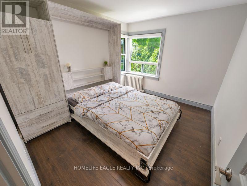 261 Richmond Street, Richmond Hill, Ontario  L4C 3Y9 - Photo 10 - N13158774