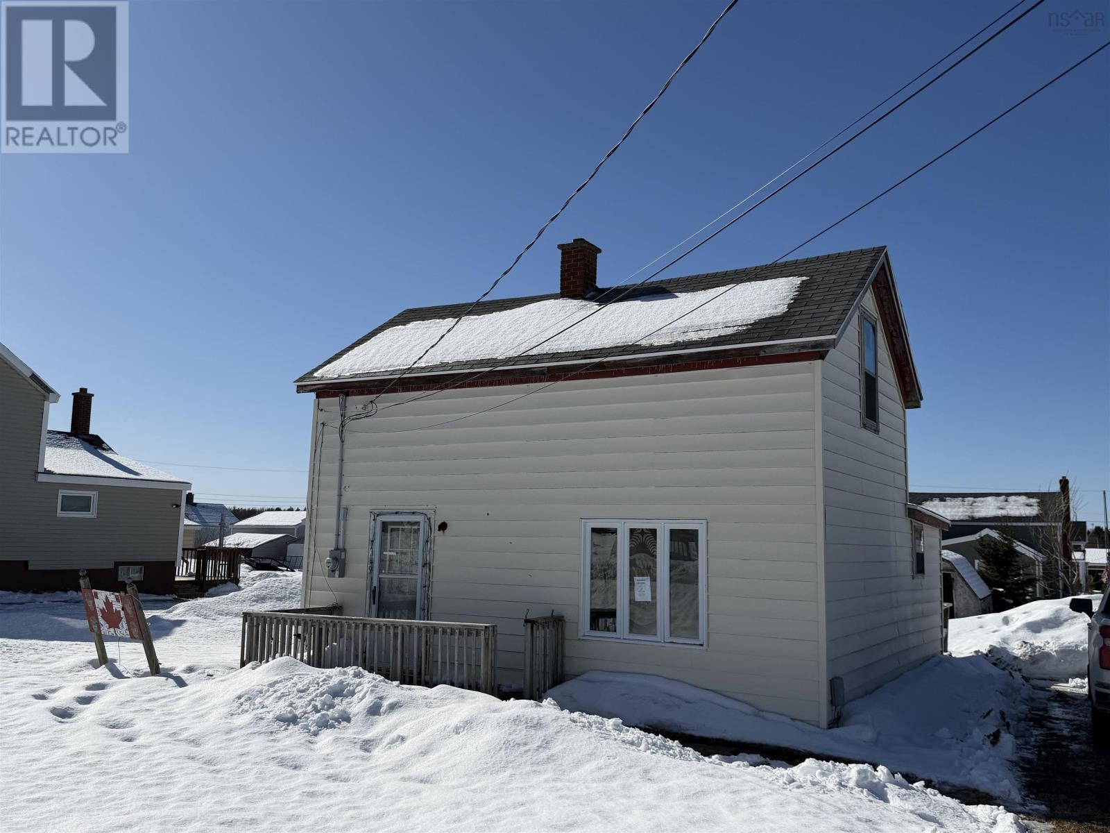 119 South Street, Donkin, Nova Scotia