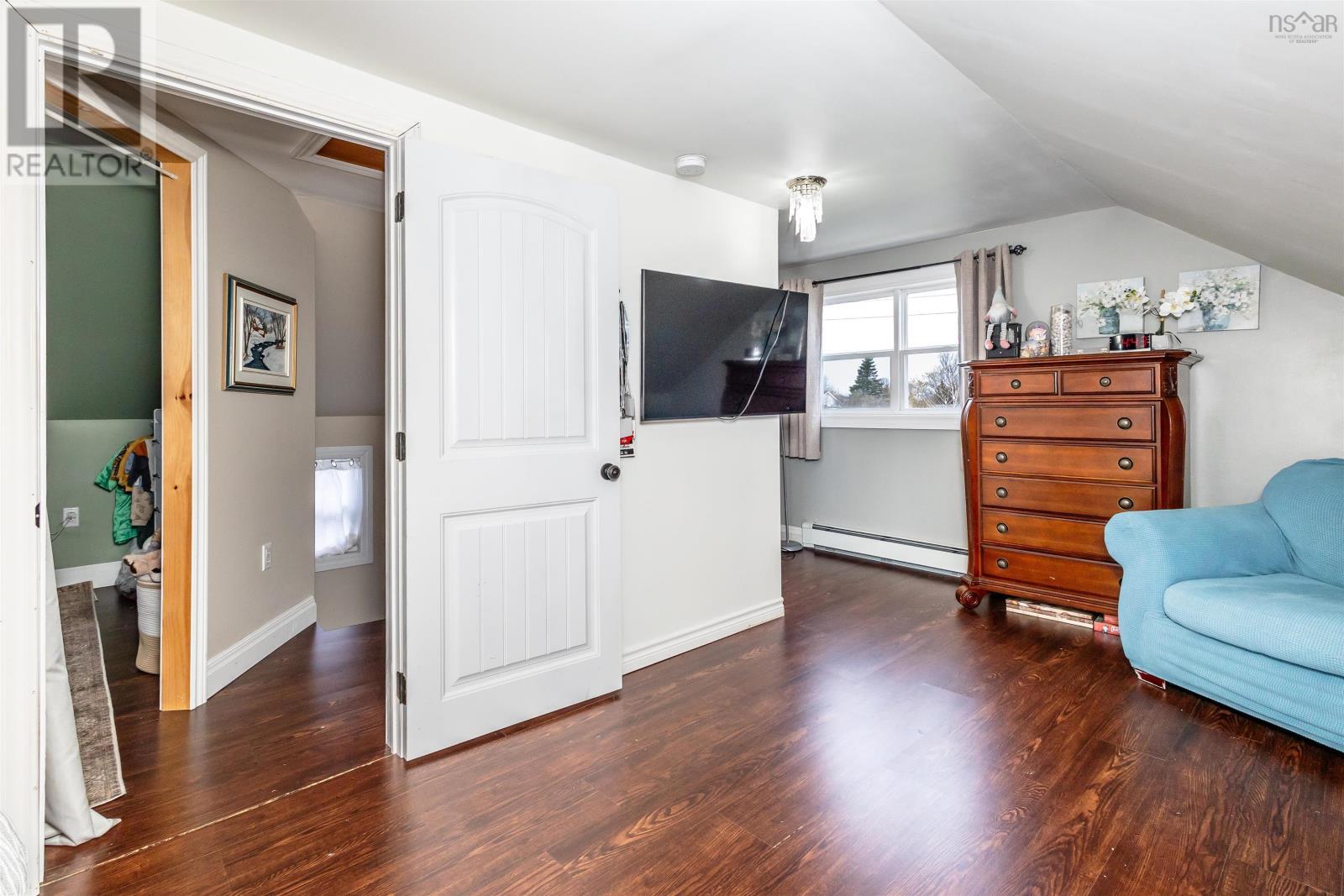664 George Street, New Waterford, Nova Scotia  B1H 4E6 - Photo 21 - 202611729