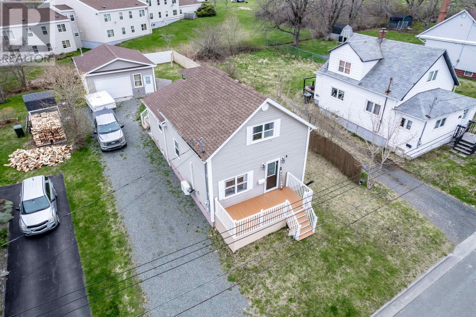 664 George Street, New Waterford, Nova Scotia  B1H 4E6 - Photo 4 - 202611729