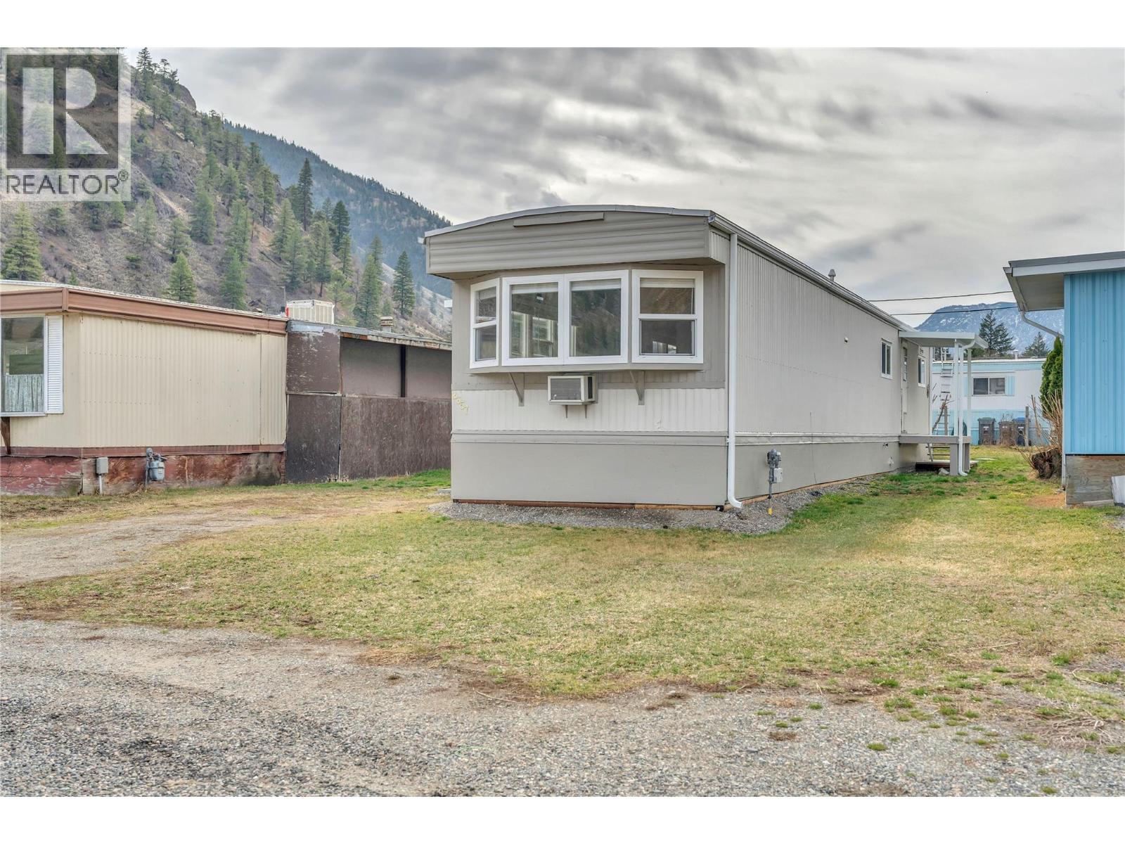 2657 1st Street, Olalla, British Columbia  V0X 1N6 - Photo 24 - 10379799