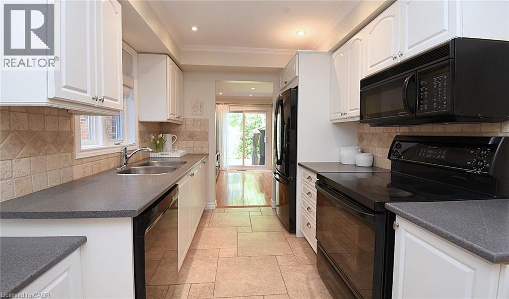1115 Avondale Drive, Oakville, Ontario  L6H 5K9 - Photo 7 - 40831118