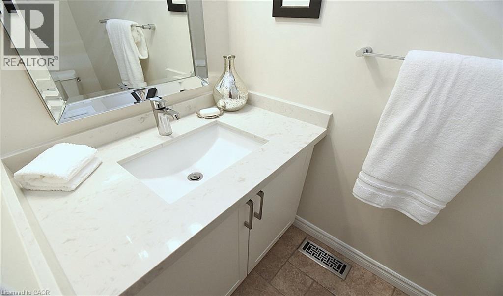 1115 Avondale Drive, Oakville, Ontario  L6H 5K9 - Photo 16 - 40831118